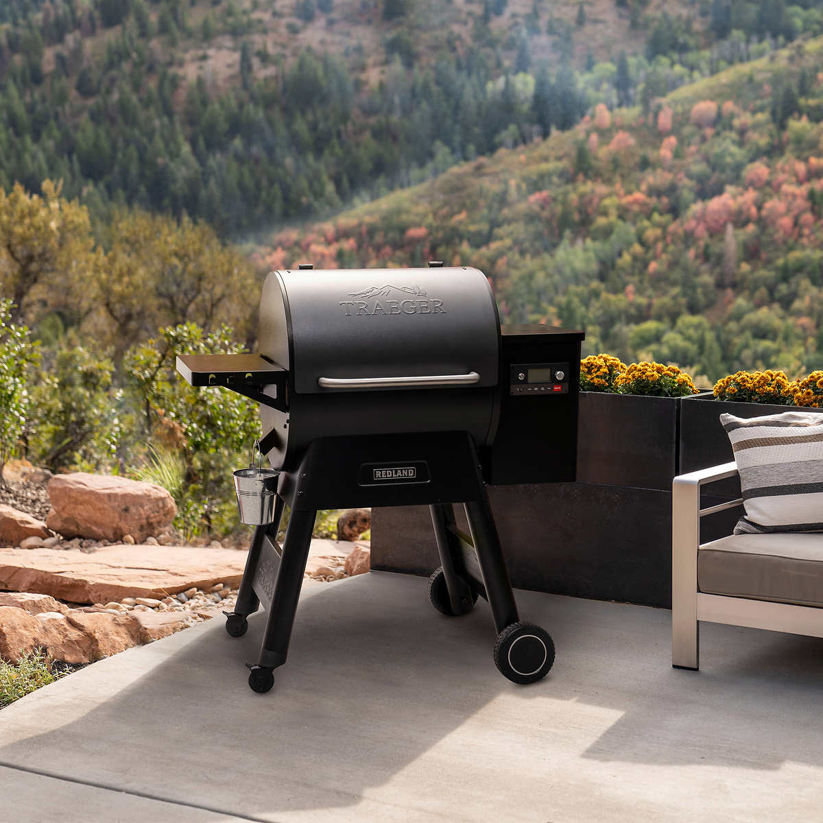 Traeger BBQ au bois Redland 650 avec D2 et WiFi CHAP Aubaines