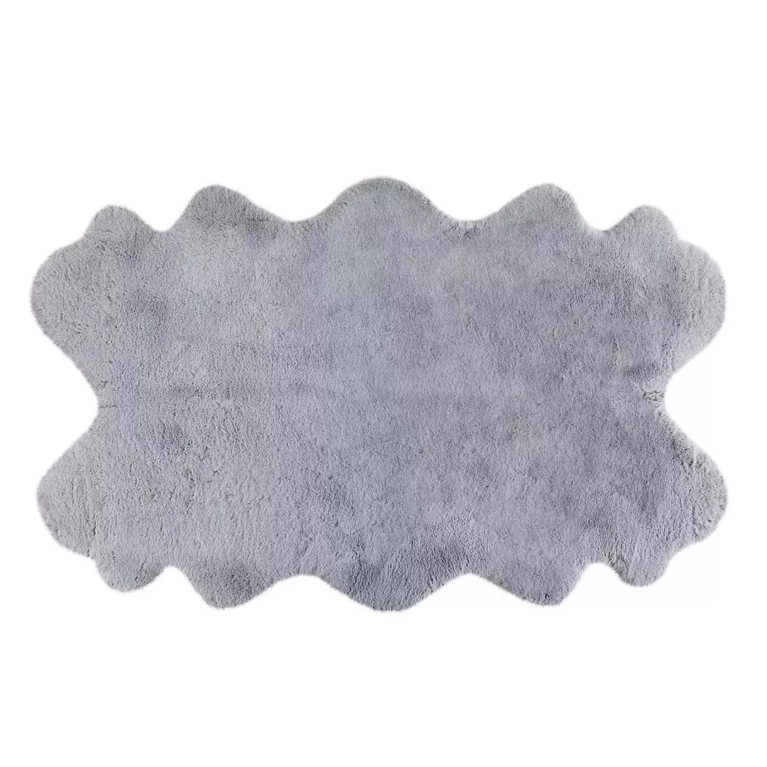 Mon Château Faux Fur Rug
