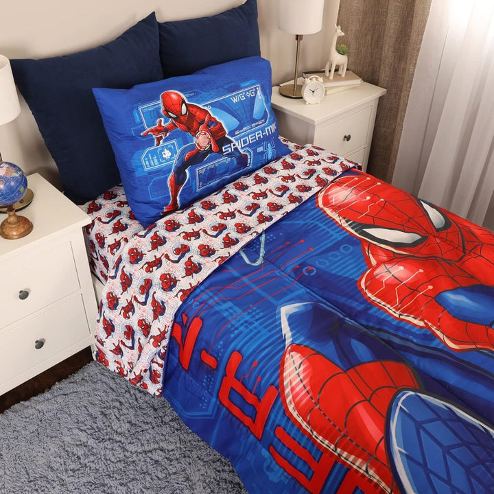 Expressions - Marvel Spider-Man Reversible Comforter
