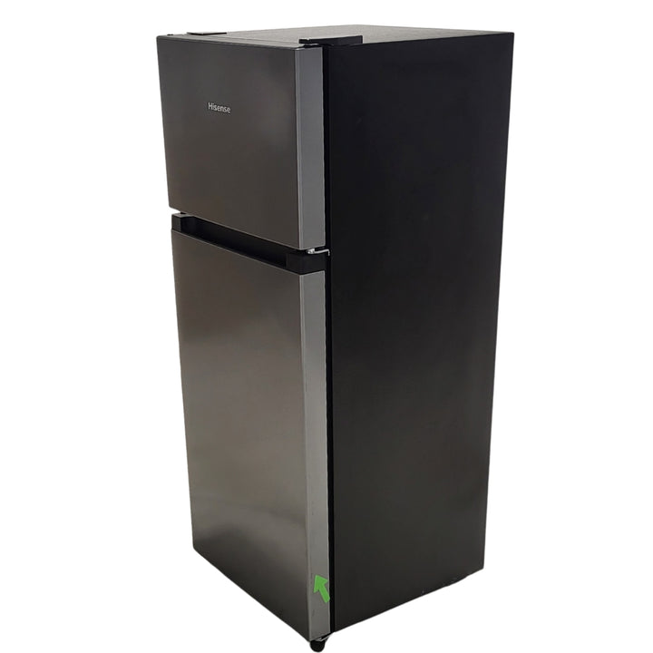 Hisense - 19" Compact Refrigerator with Top Freezer, 4.4 cu ft