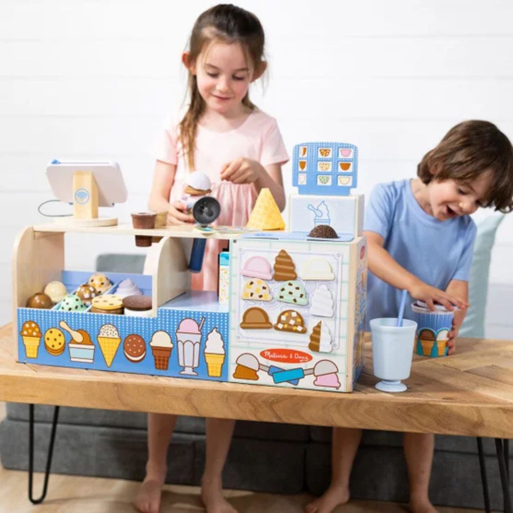 Melissa & Doug - Complete Creamery for Role Play
