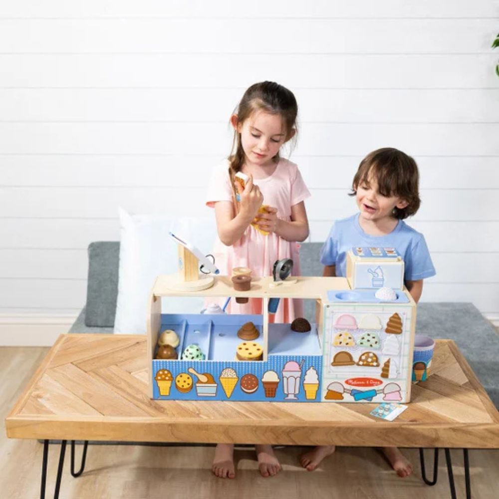 Melissa & Doug - Complete Creamery for Role Play