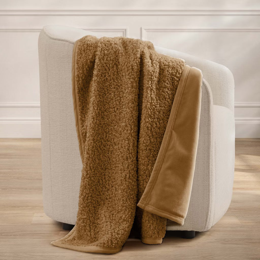 Roots Home - Bouclé Throw