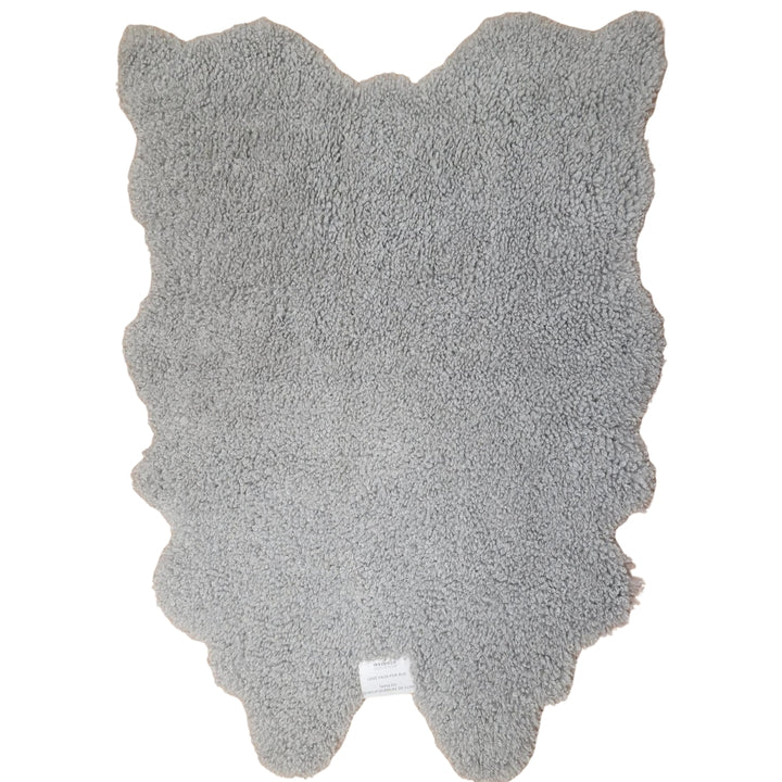 Mon Château Faux Fur Rug
