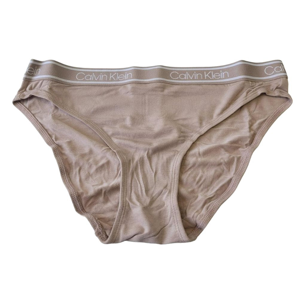 Calvin Klein - Women's Underwear 4 Pack – CHAP Aubaines