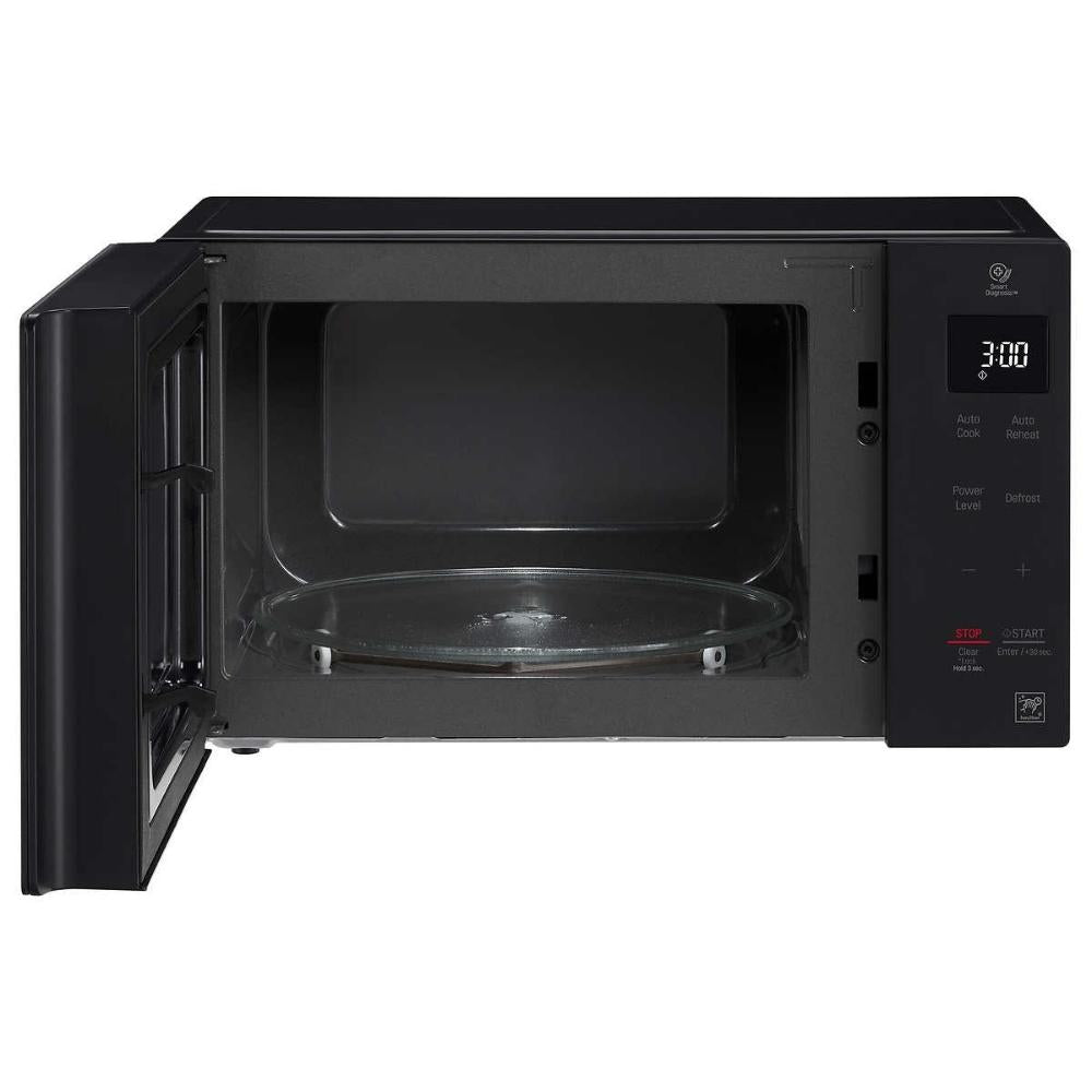 LG - 0.9 cu.ft. Countertop Microwave Oven with EasyClean interior - 1000 W 