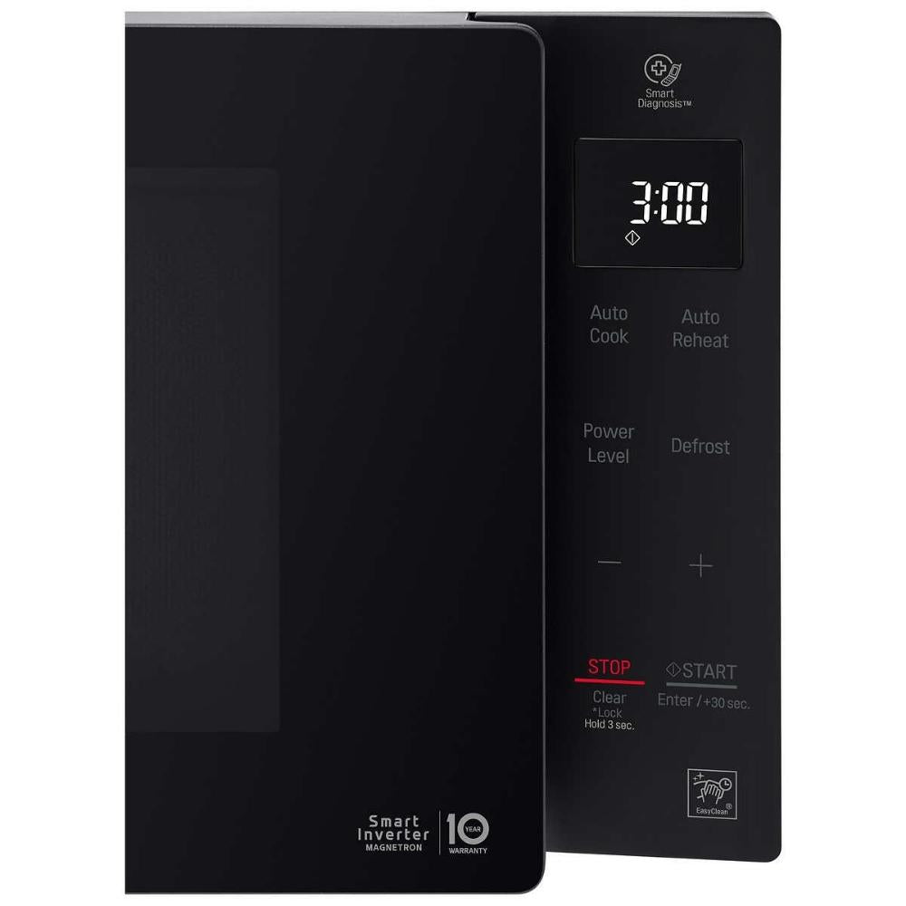 LG - Four à Micro-ondes de comptoir de 0,9 pi³