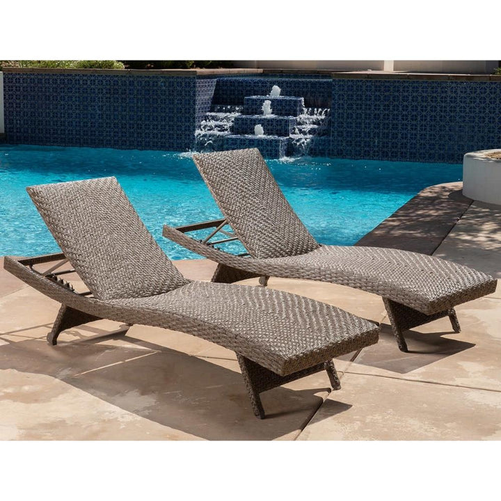 Sunvilla - Set of 2 Lounge Chairs 