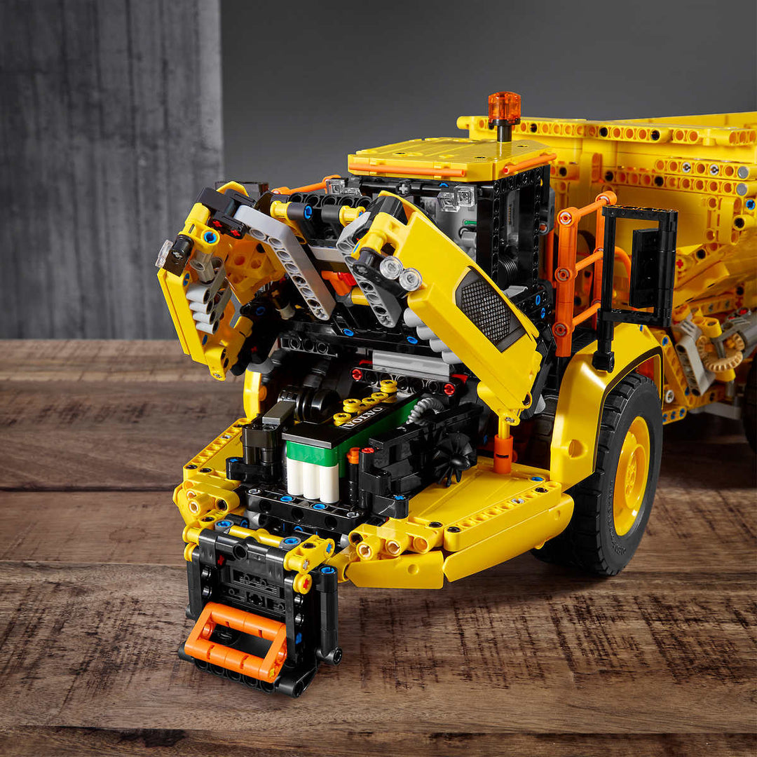 LEGO Technic™ 6x6 Volvo Articulated Hauler 42114 – CHAP Aubaines