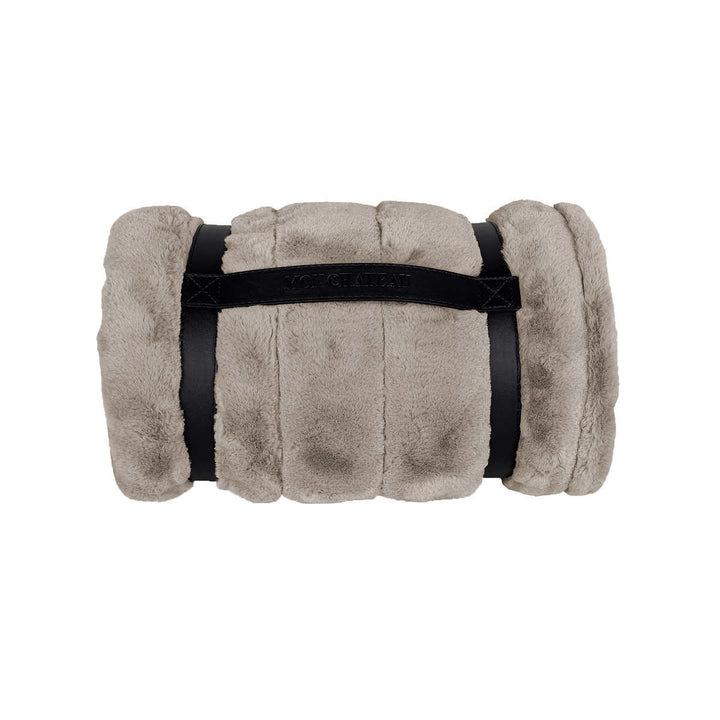 Mon Chateau - Deluxe Faux Fur Throw 50" x 70"