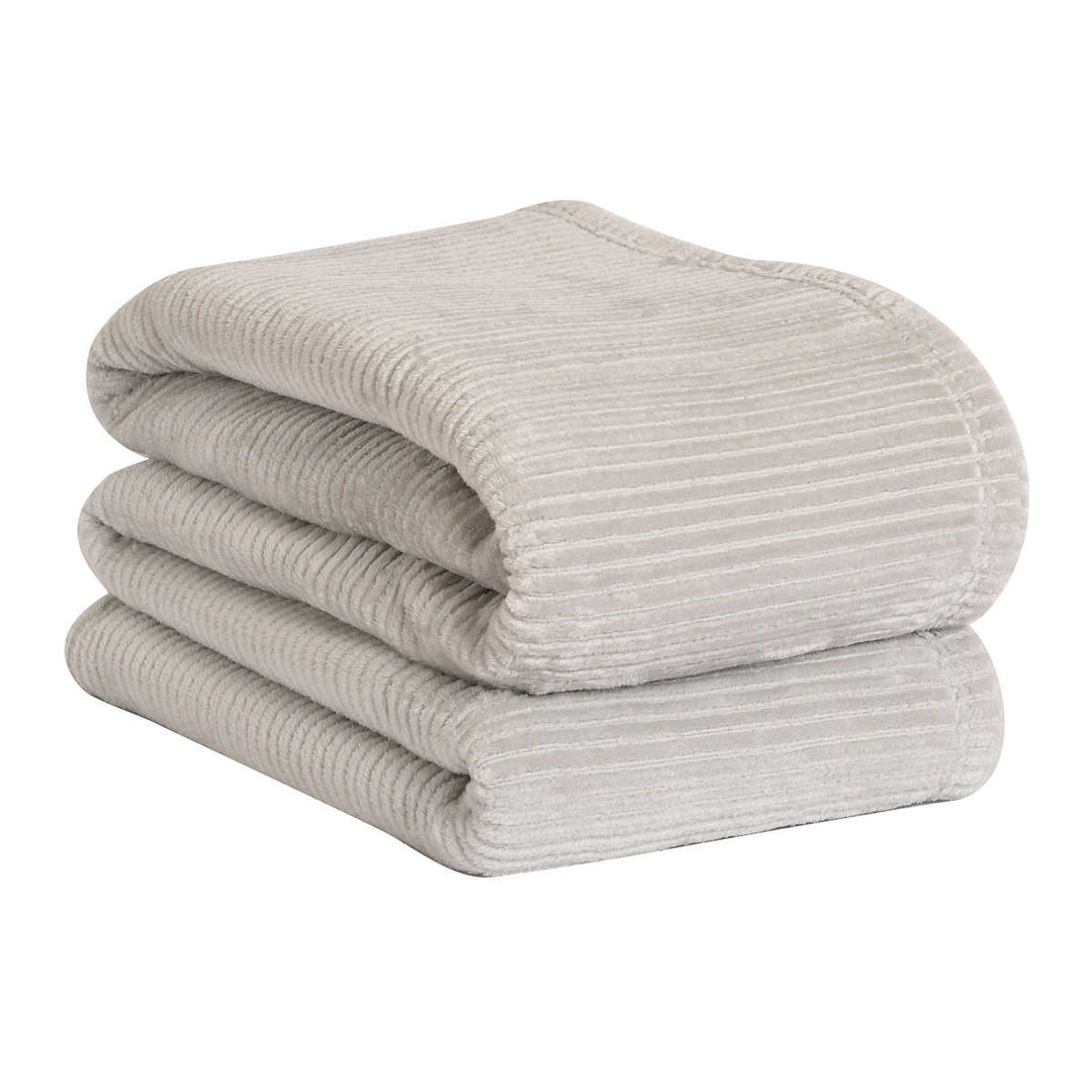 Life Comfort – Ribbed Plush Blanket