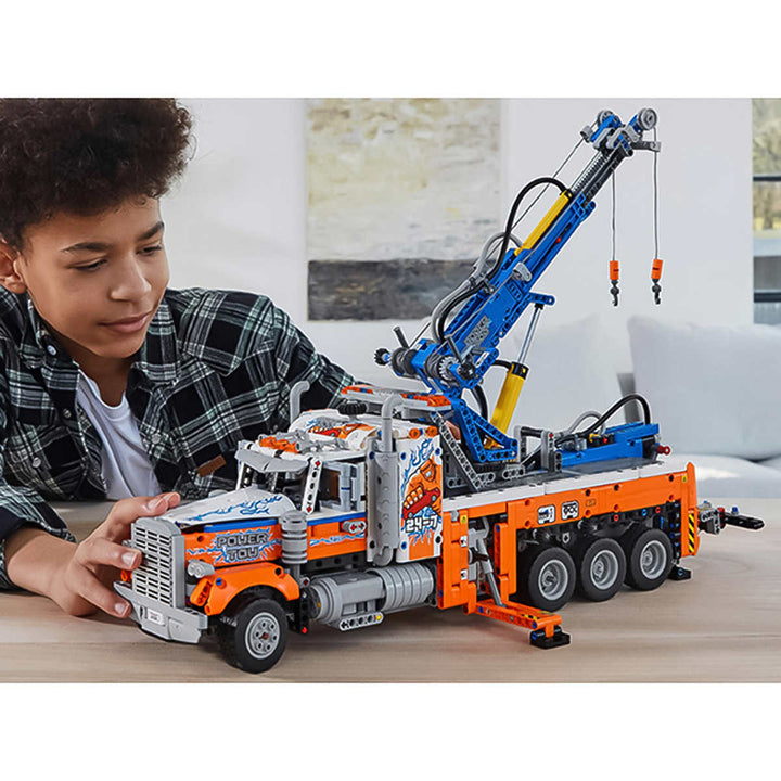 LEGO Technic - La dépanneuse robuste - 42128