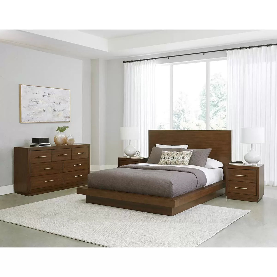 Universal broadmoore furniture online king bed